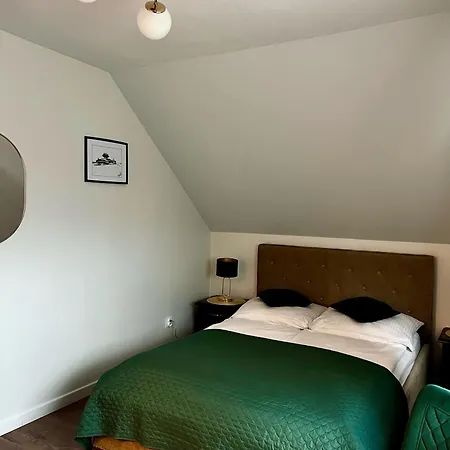 Lesny Ogrod アパート